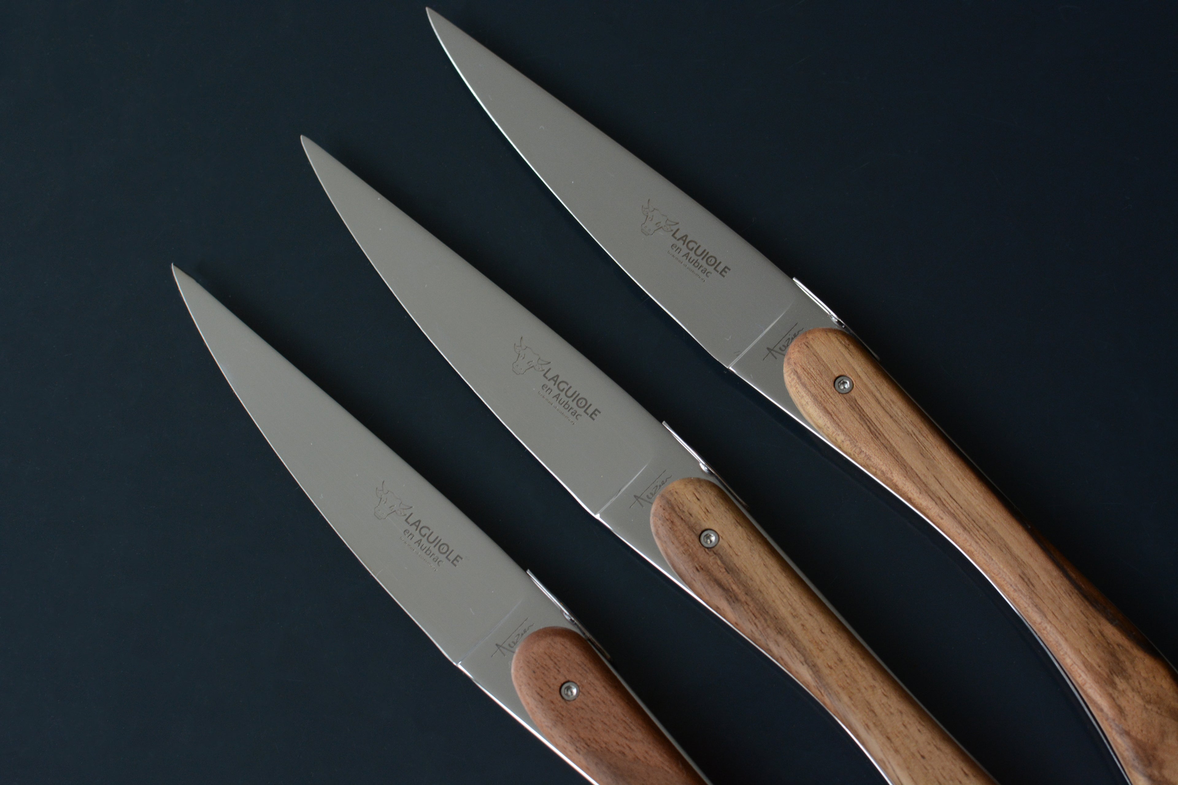Laguiole En Aubrac grillknive med valnøddehåndtag
