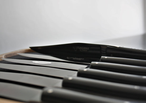 Laguiole En Aubrac knive med sort Paperstone-håndtag